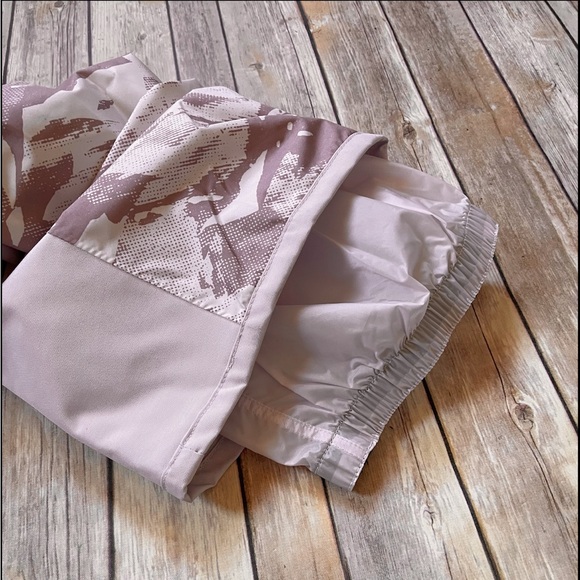 The North Face Women’s Plus Freedom Insulated Snow Pants - Picture 4 of 8